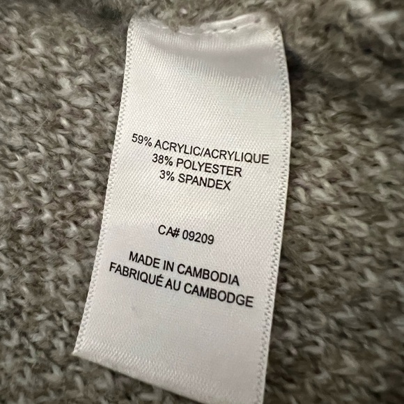 Cleo XL Petite Cozy Soft Sweater Wrap, Transition to Fall - Picture 14 of 15